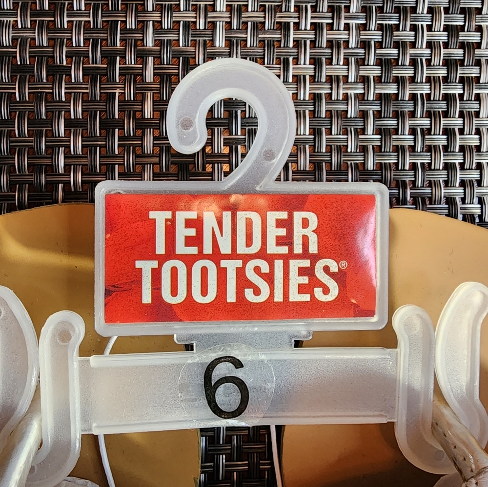 Tender Tootsies Sandals White Size 6 - Picture 3 of 14
